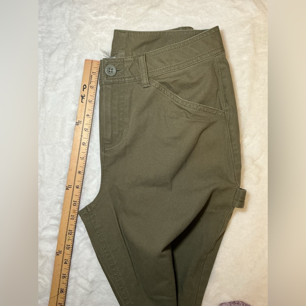 Eddie Bauer Olive Green Casual Pants - Picture 5 of 6
